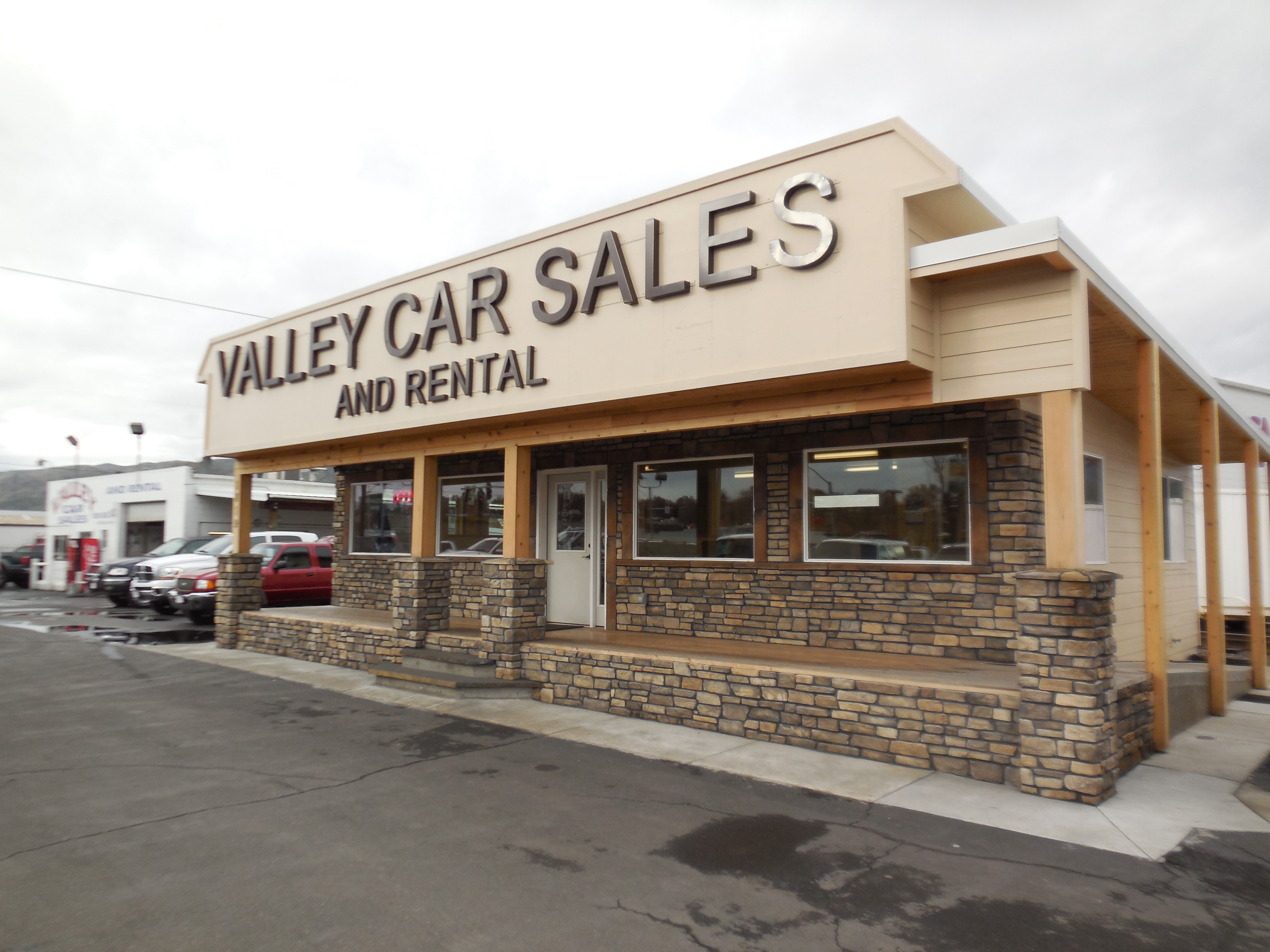 Dealer photo