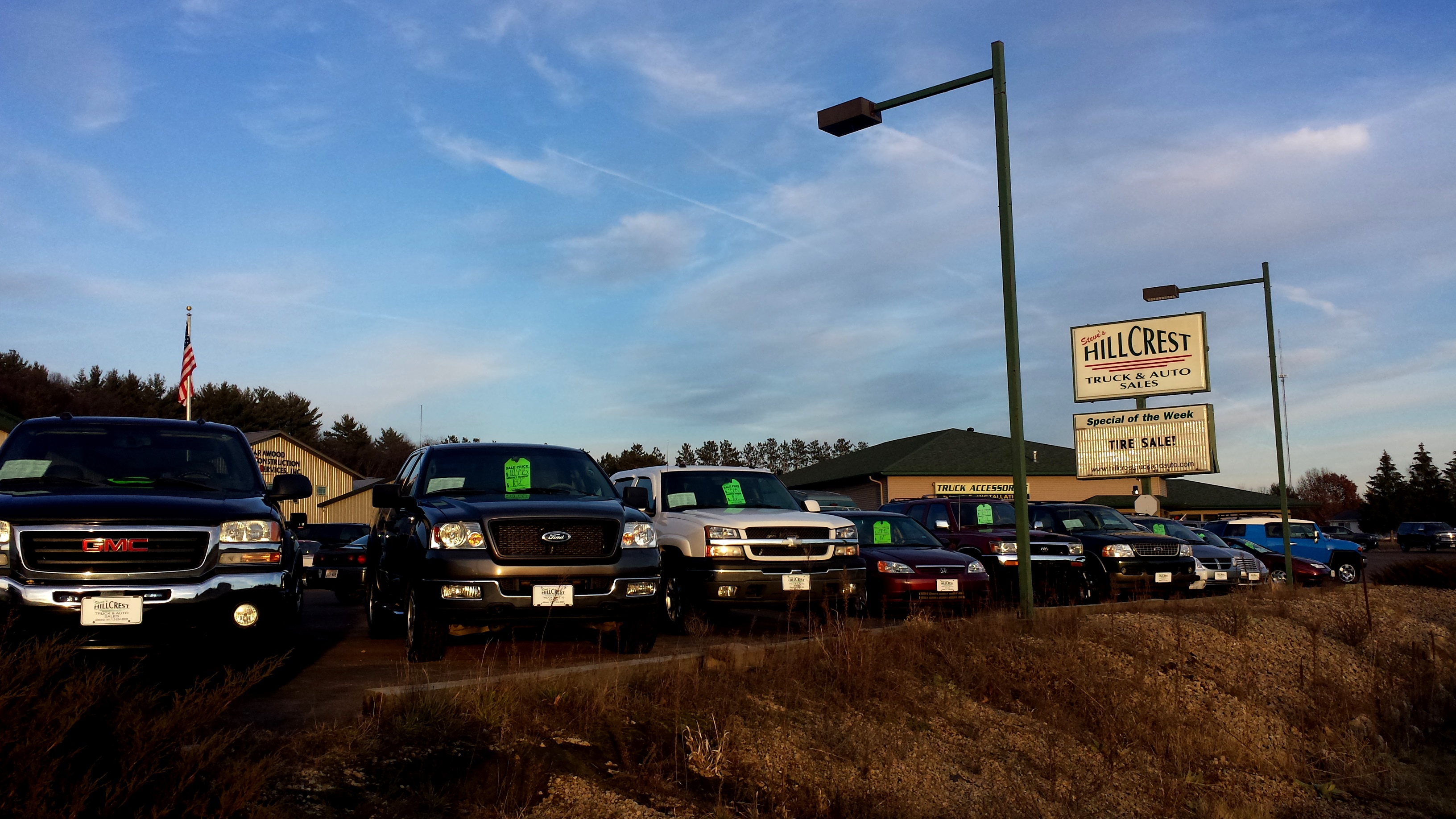 Steve's Hillcrest Truck & Auto Sales Altoona, WI