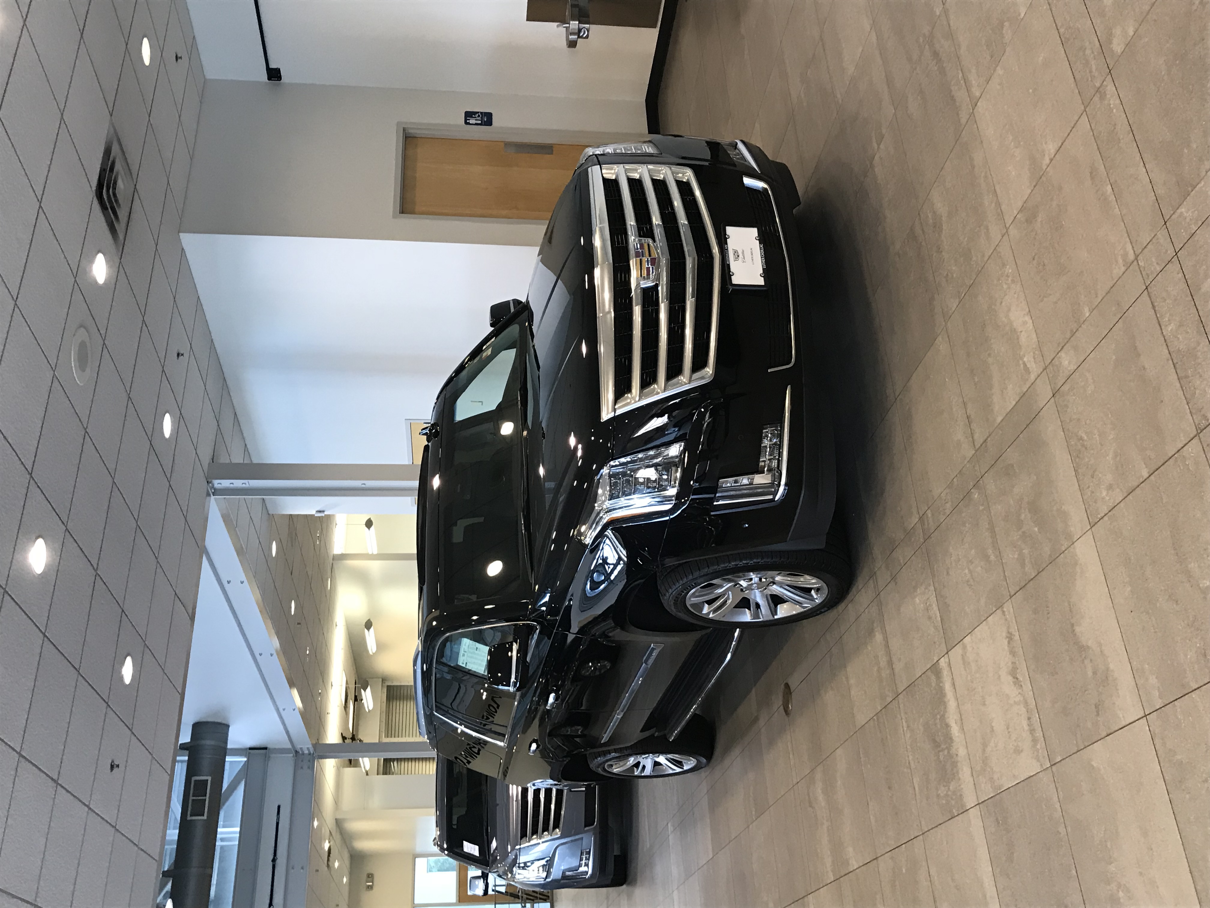 Luther Cadillac Vadnais Heights, MN