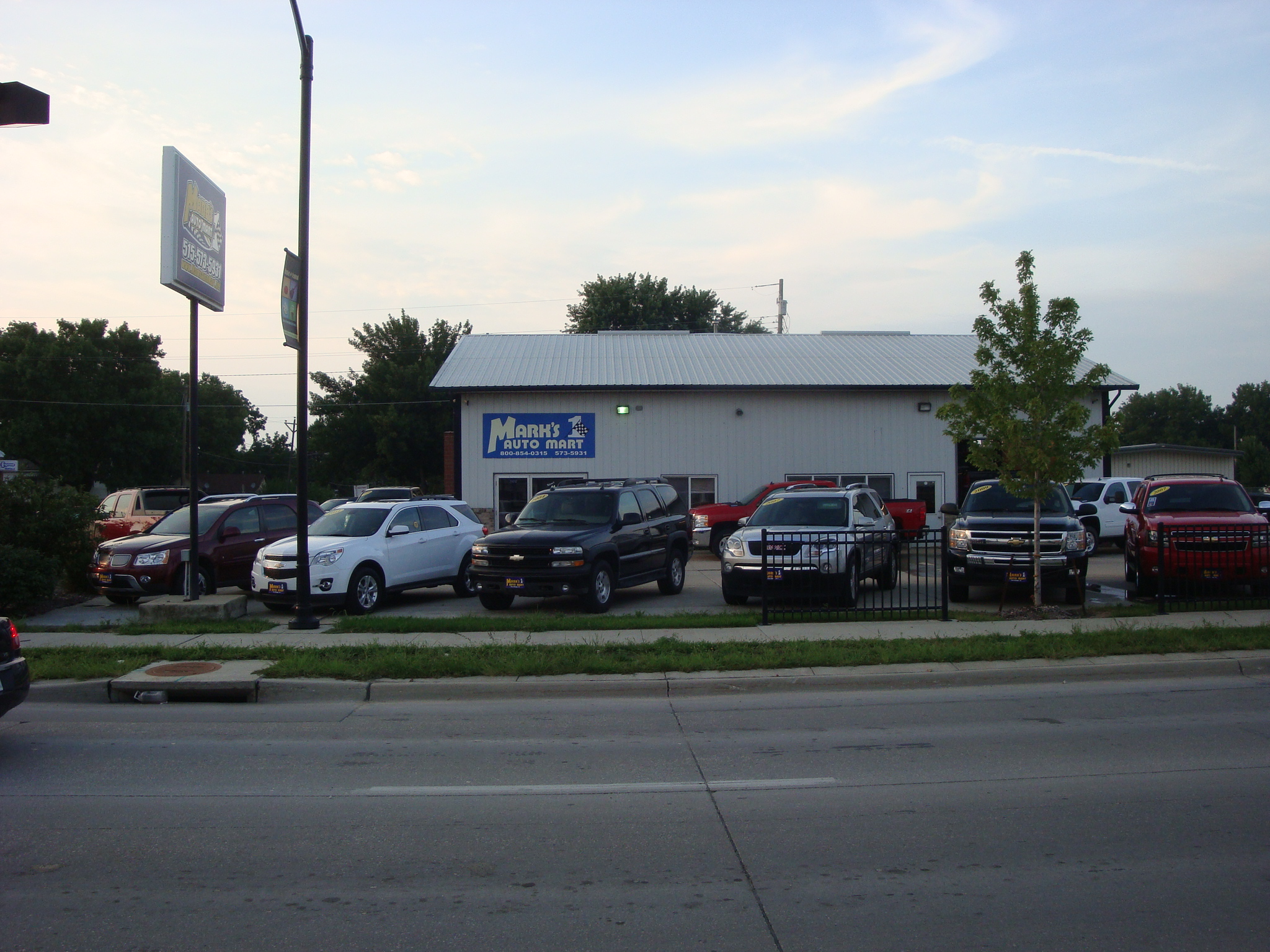Mark's Auto Mart Fort Dodge, IA
