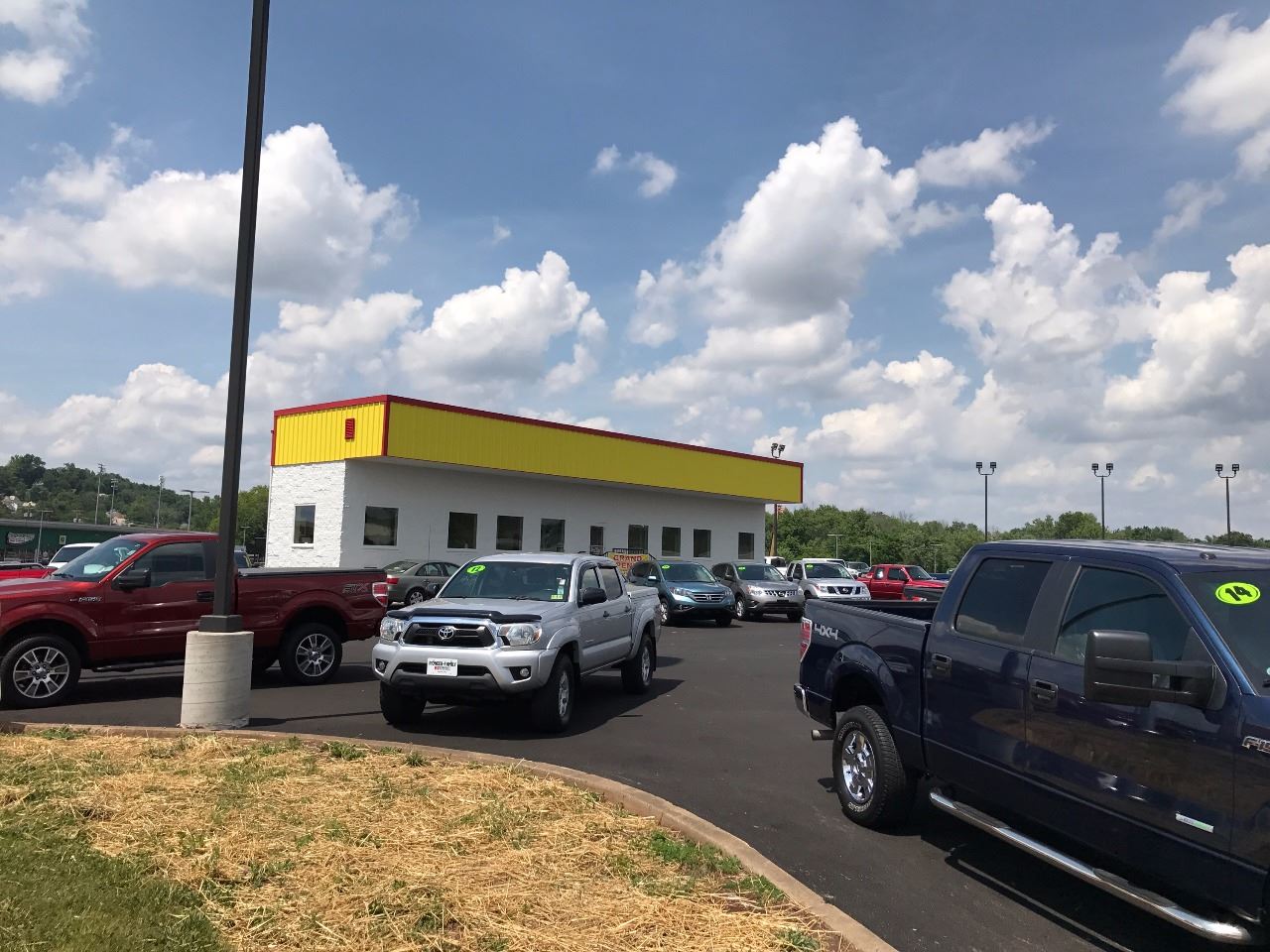 PioneerFamily EZ Credit Trucks & SUVs Cars for Sale