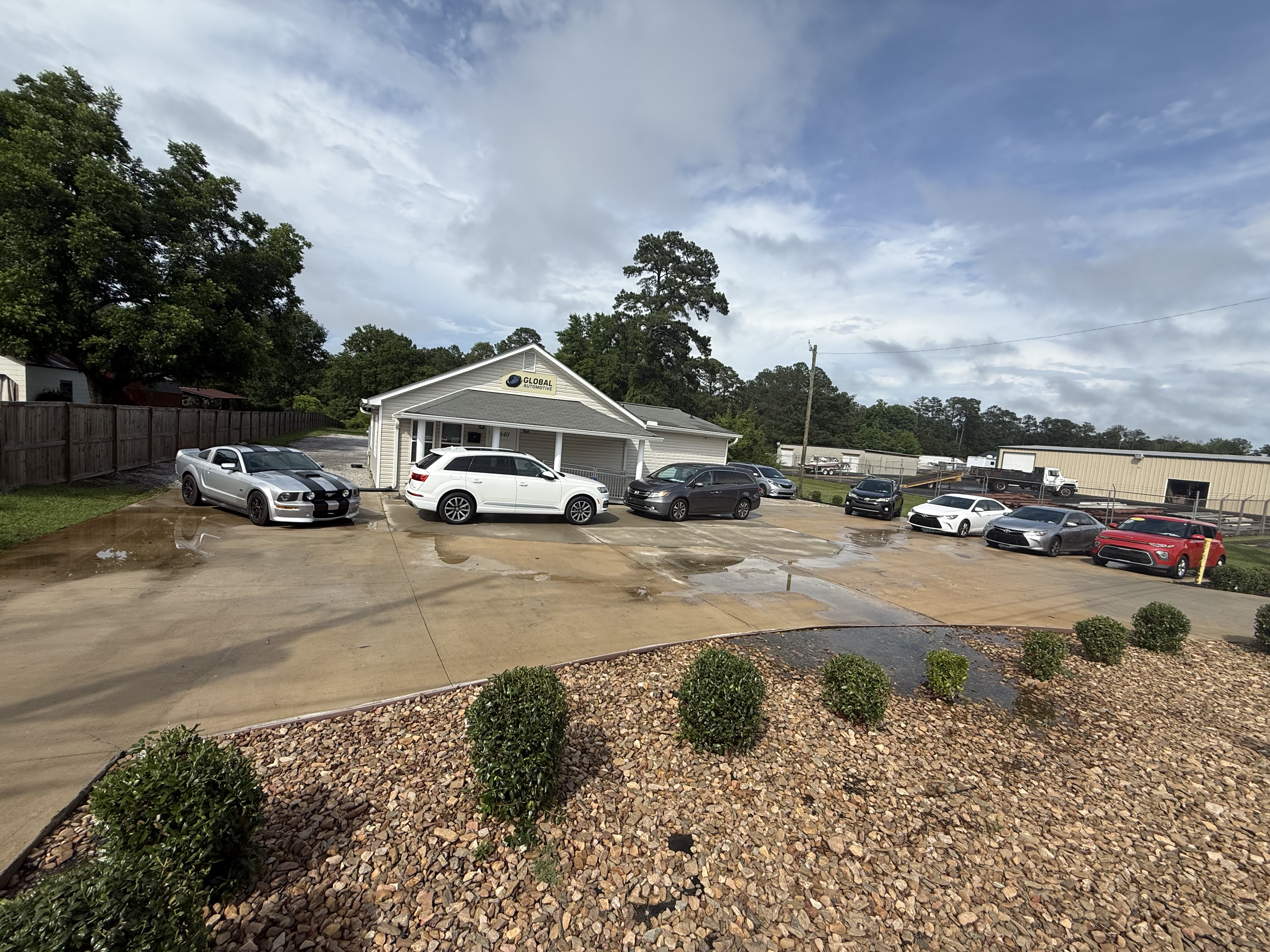 Dealer photo