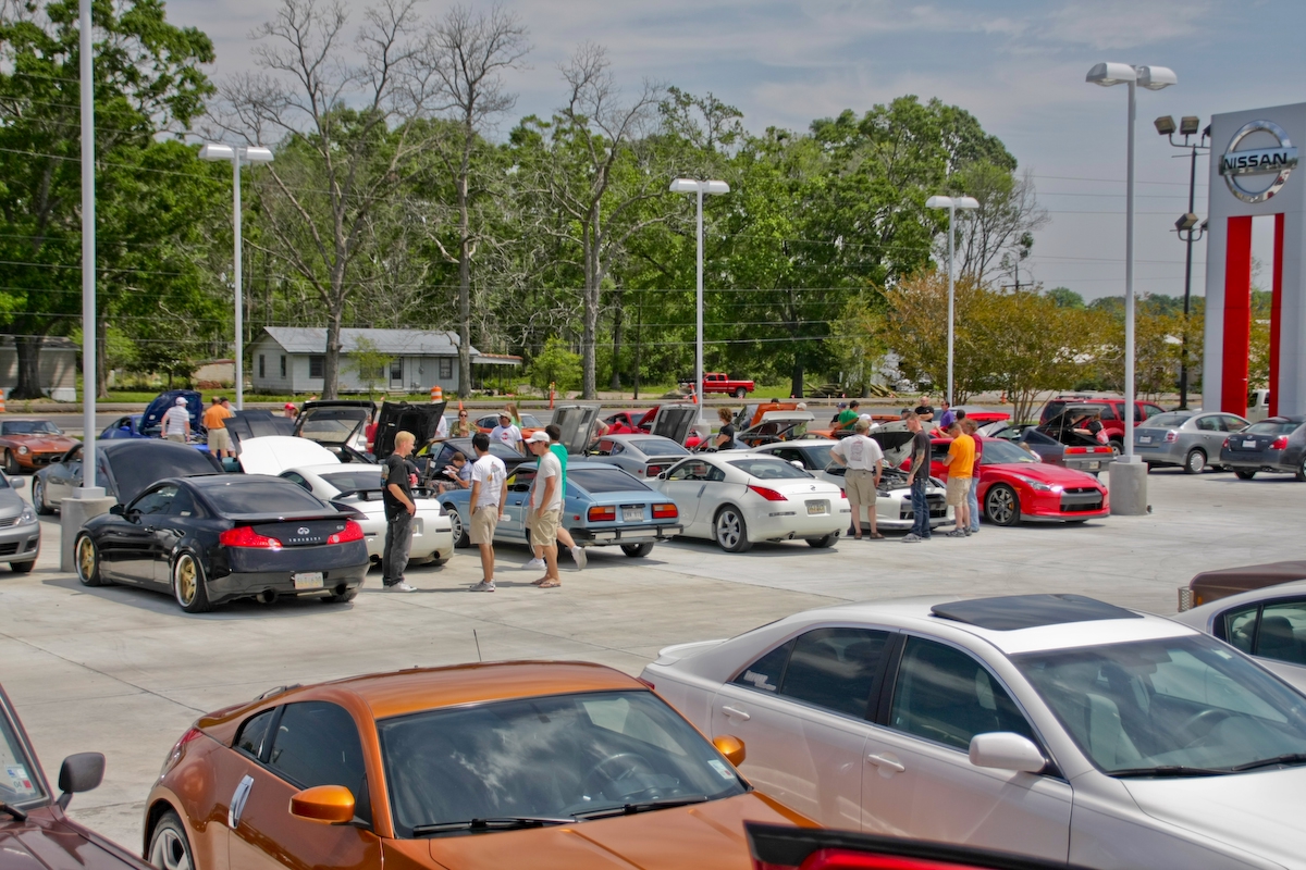 Price Leblanc Nissan Gonzales LA Cars