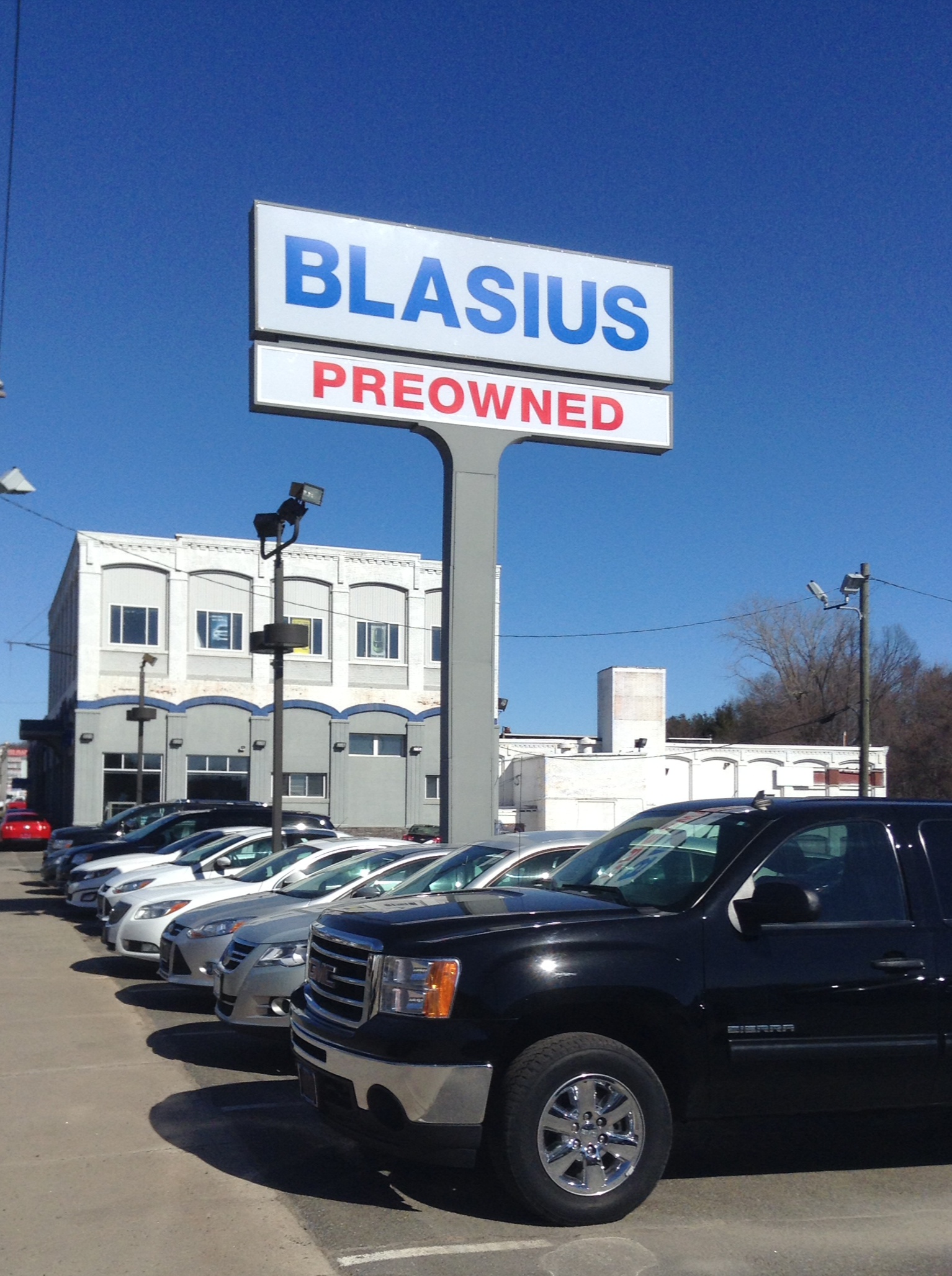 Blasius PreOwned Auto Waterbury, CT