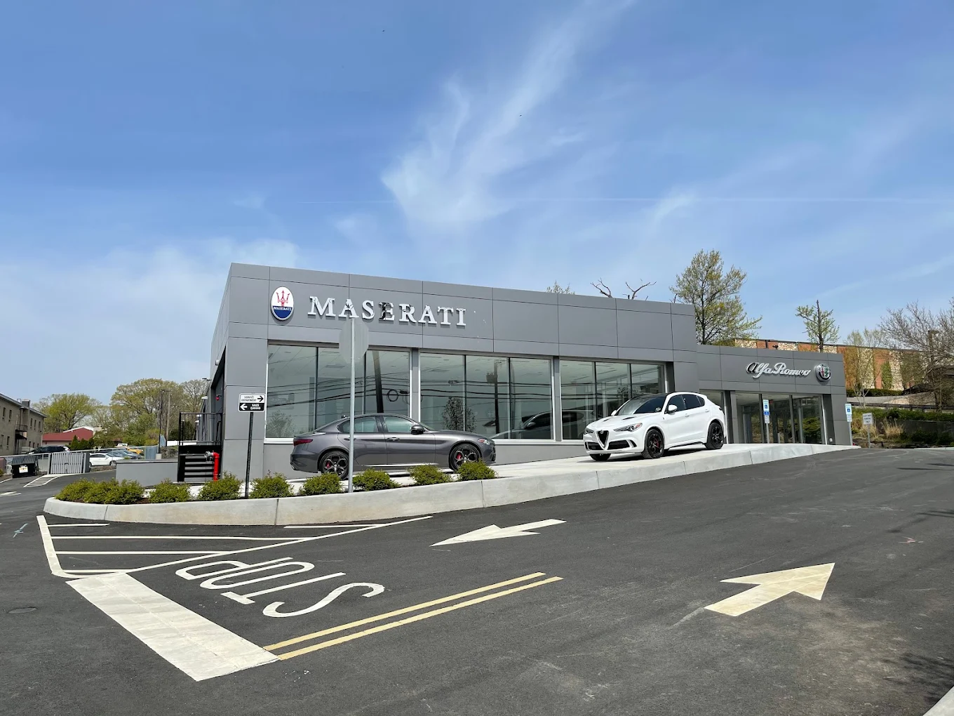 Maserati Of Englewood Cliffs Photos