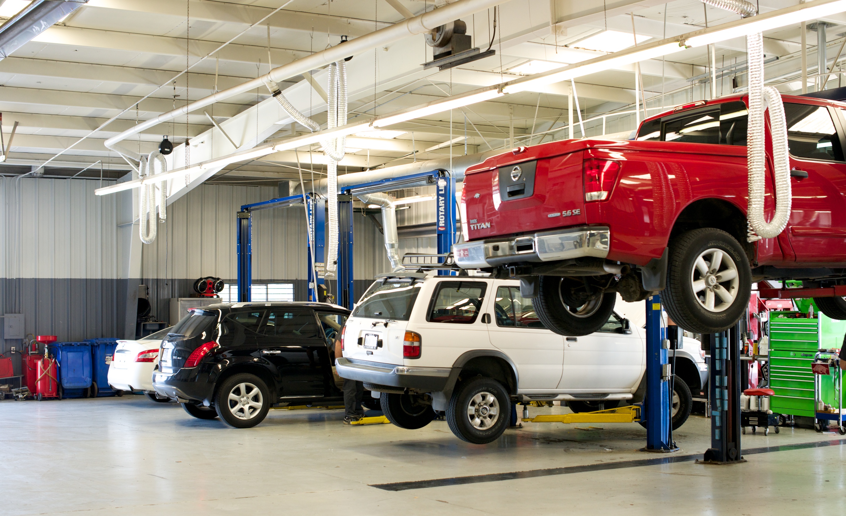 Superior Nissan of Fayetteville Fayetteville, AR