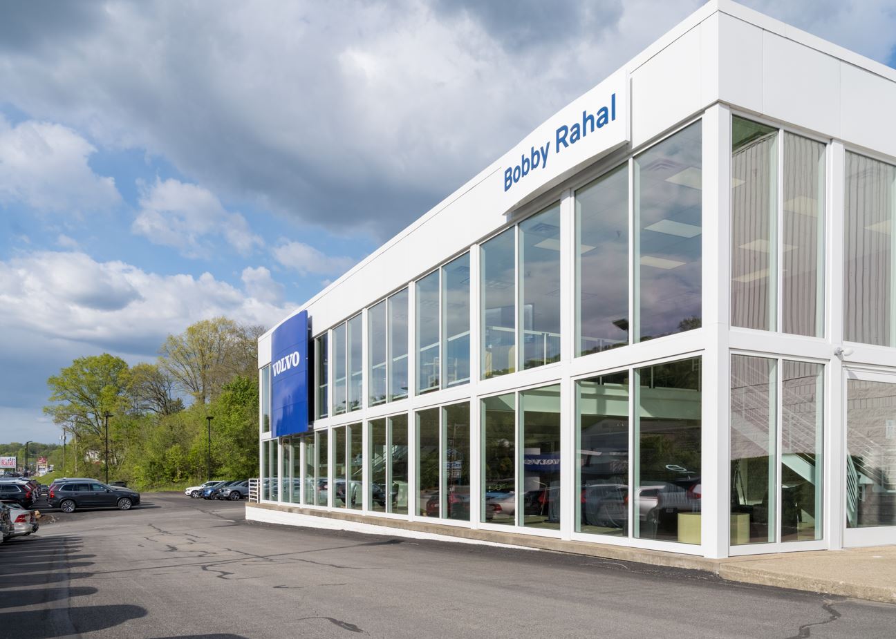 Bobby Rahal Volvo Cars South Hills McMurray, PA