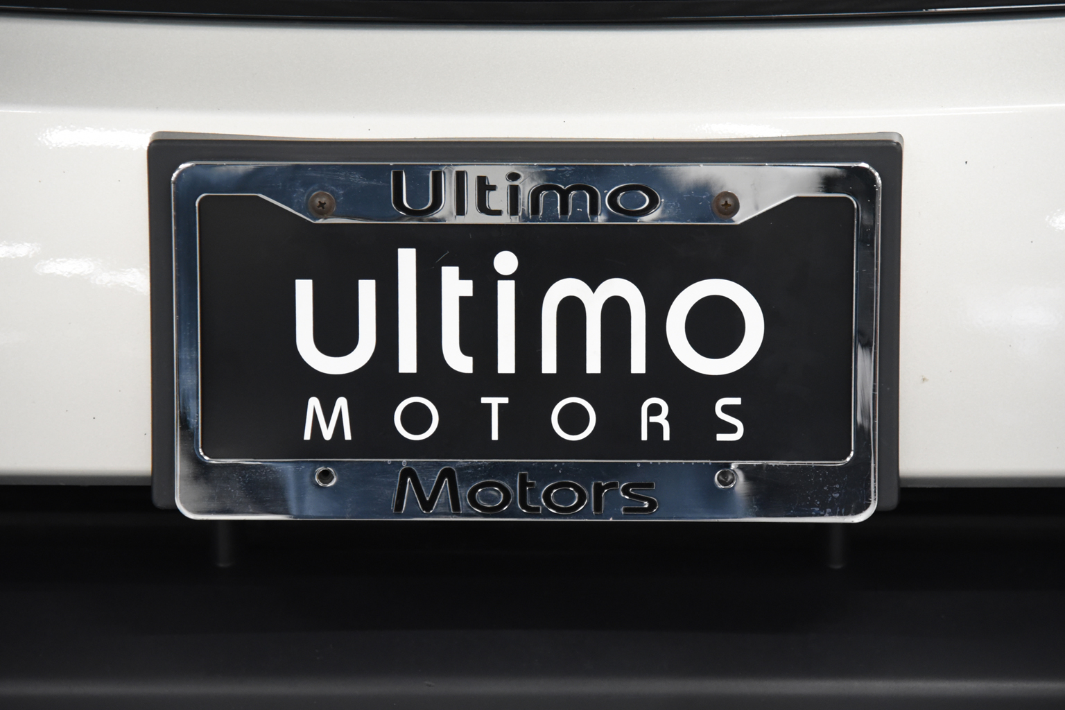 Ultimo Motors West Warrenville, IL