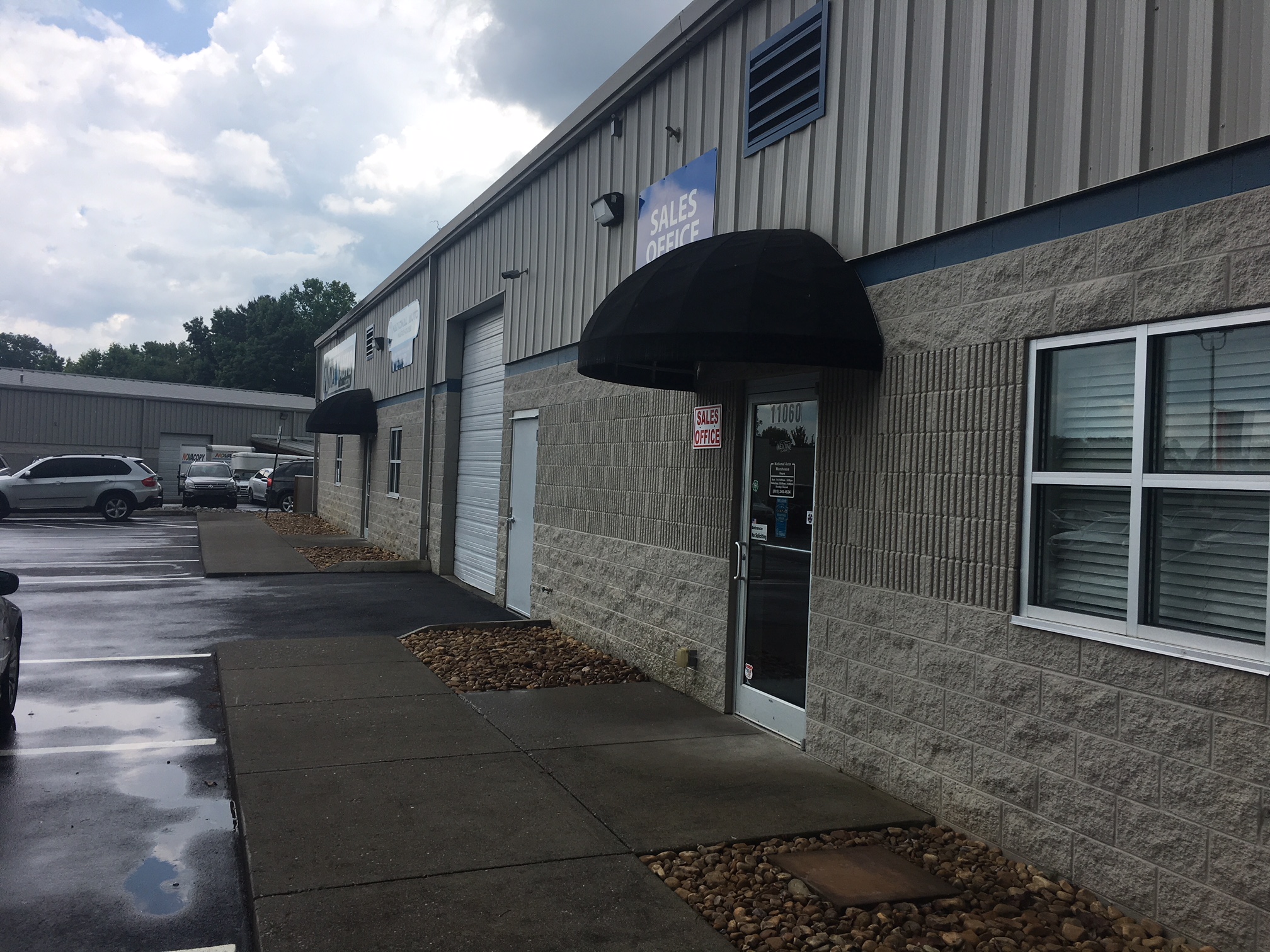 National Auto Warehouse Knoxville, TN