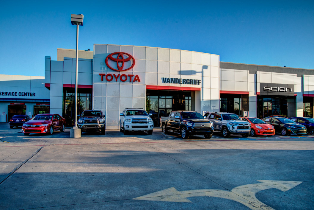 Vandergriff Toyota Arlington, TX