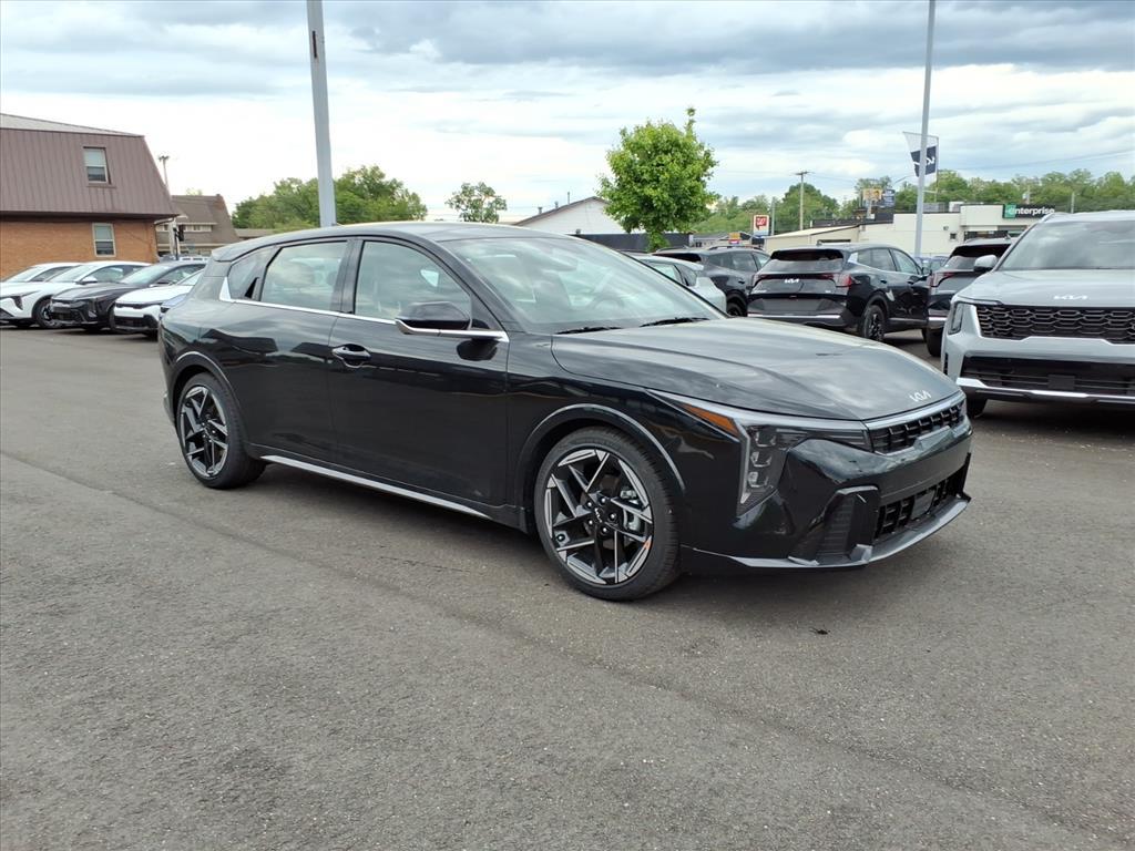 New 2026 Kia K4 GT-Line