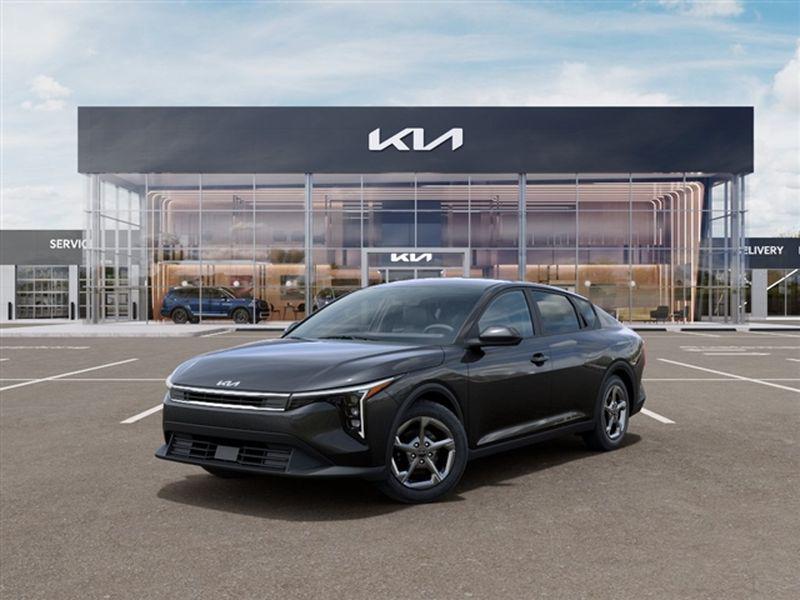 New 2026 Kia K4 LXS