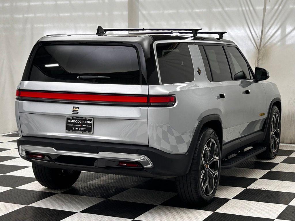 صورة 7 لـ 2023 Rivian R1S ADVENTURE