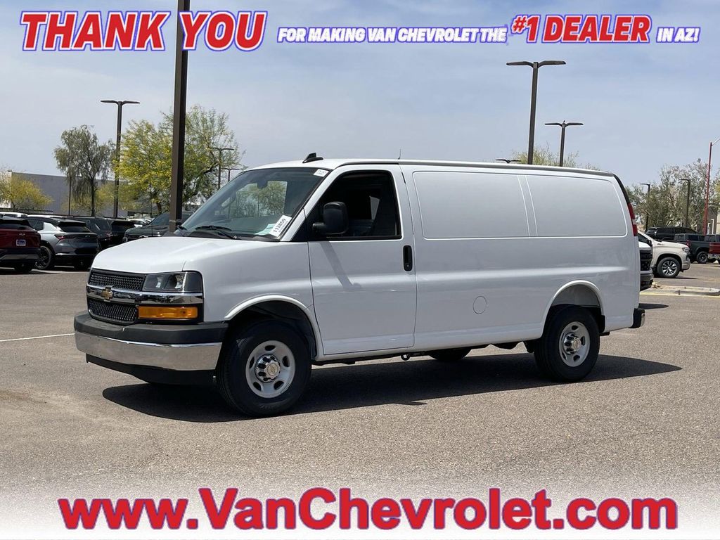 New 2026 Chevrolet Express 2500 LT