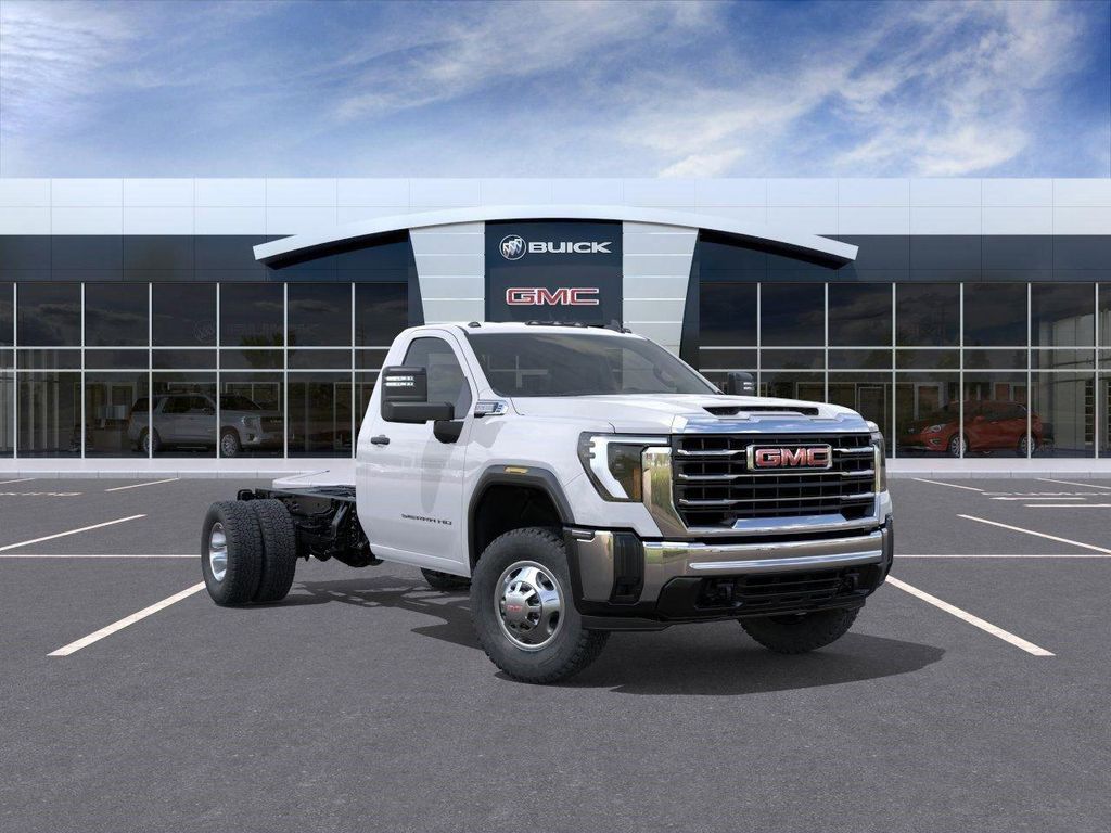 New 2026 GMC Sierra 3500 Base