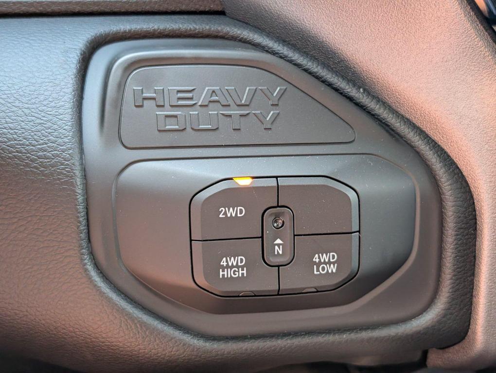 صورة مصغرة 25 لـ 2026 RAM 3500 LARAMIE