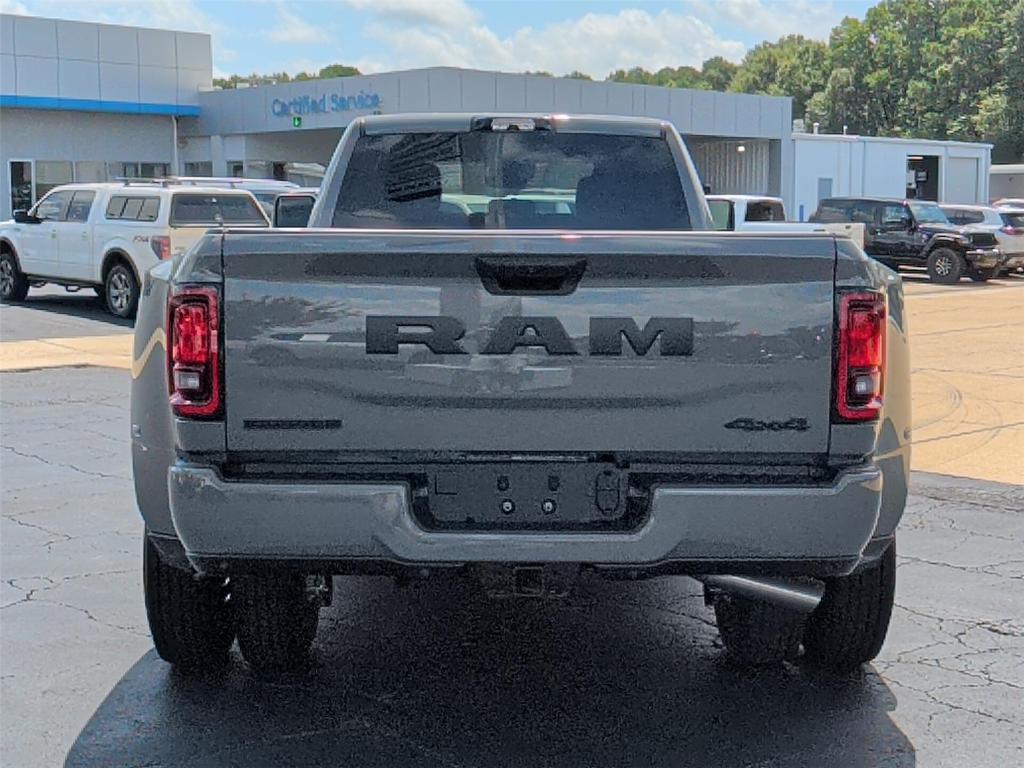صورة 4 لـ 2026 RAM 3500 BIG HORN