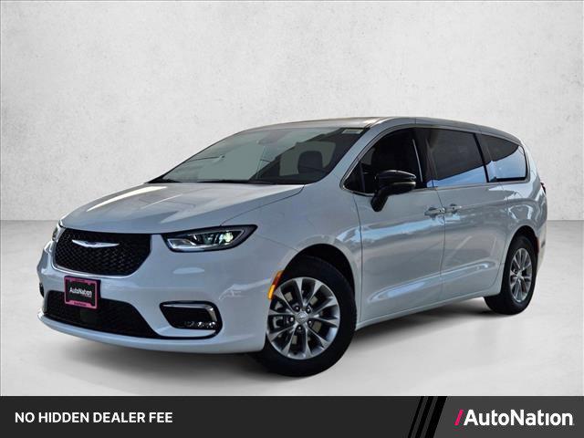 New 2026 Chrysler Pacifica Limited