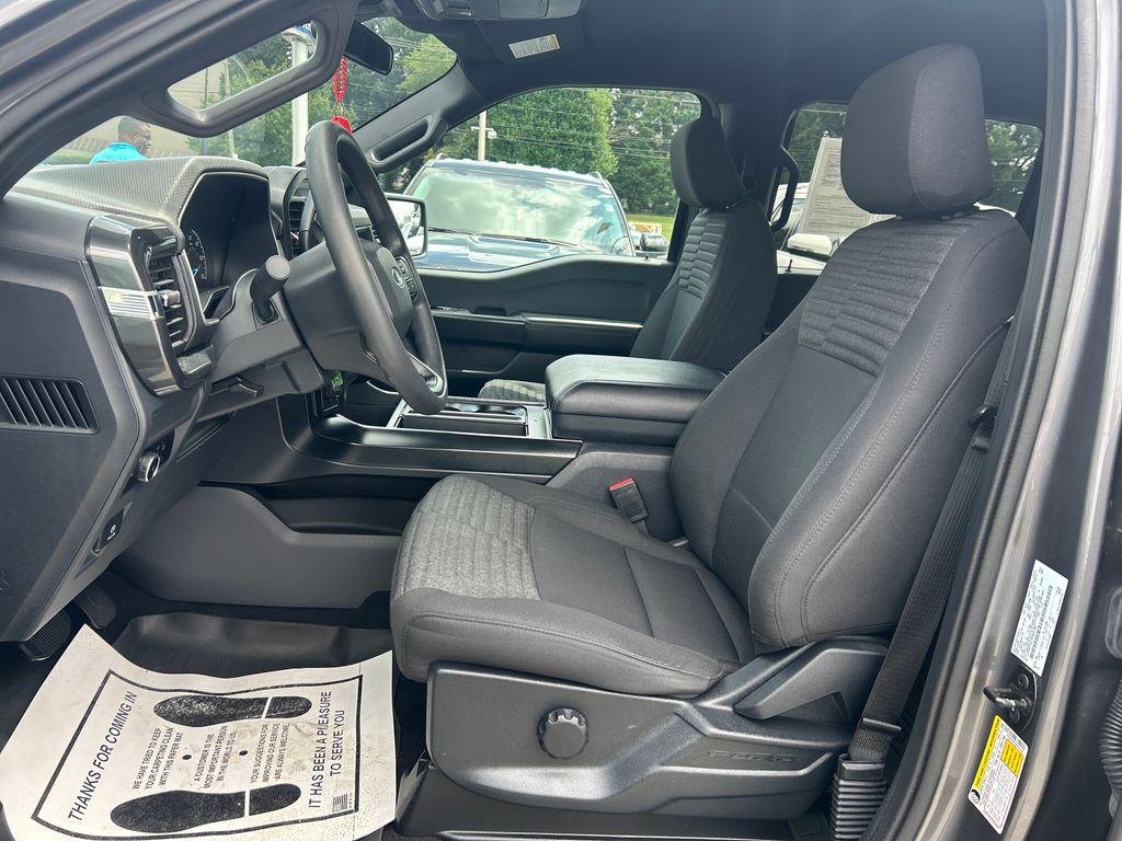 صورة مصغرة 11 لـ 2023 FORD F-150 XL