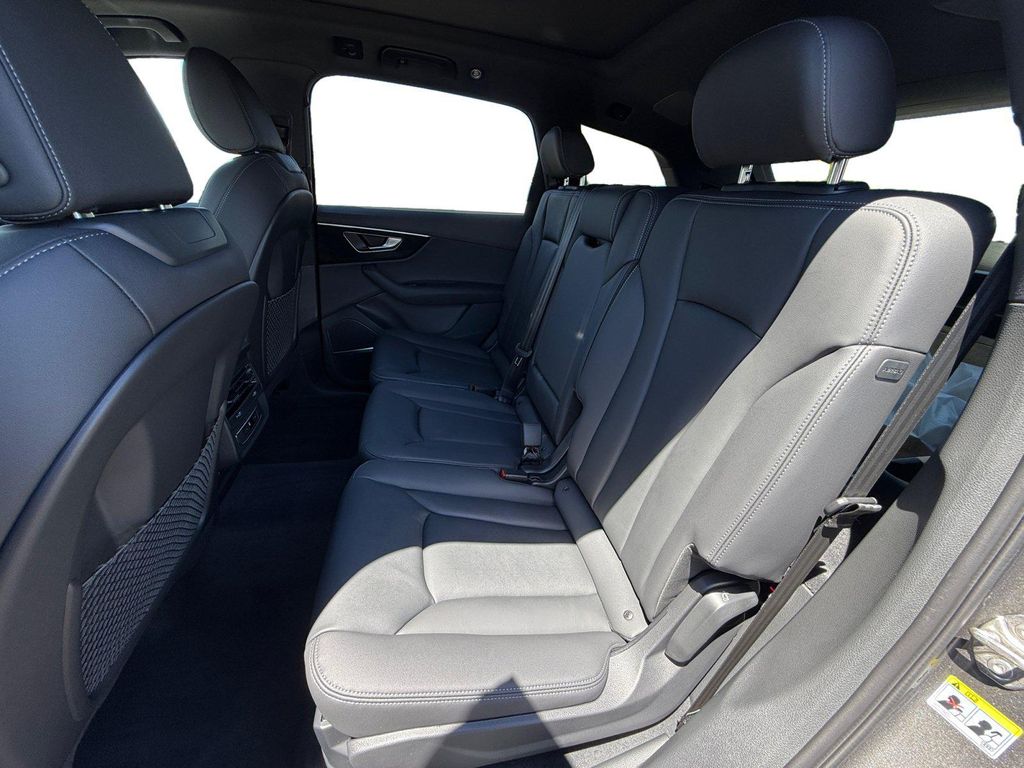 2026 AUDI Q7 45 PREMIUM — миниатюра 16