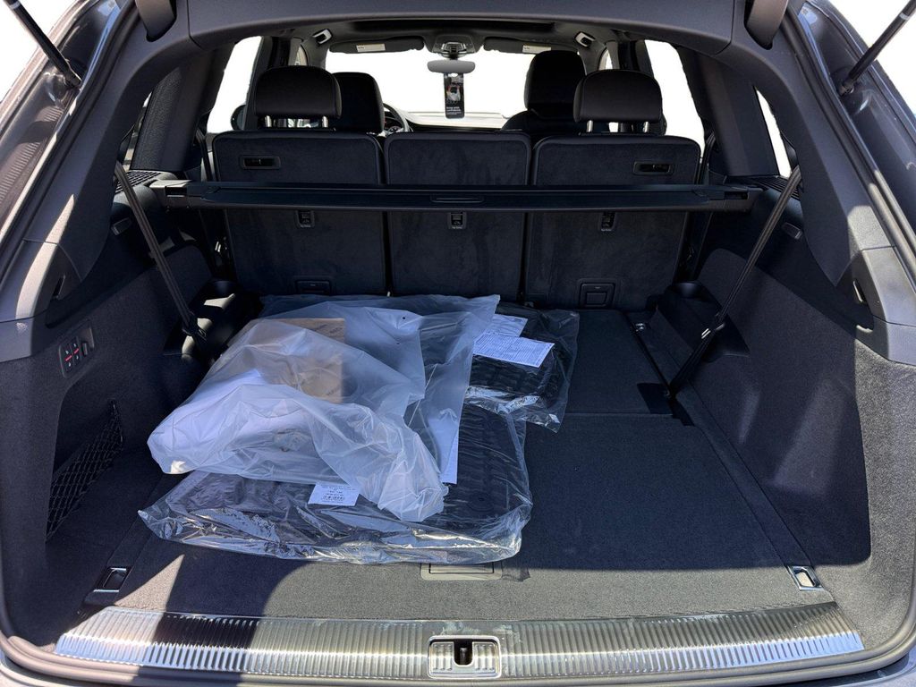 2026 AUDI Q7 45 PREMIUM — миниатюра 17