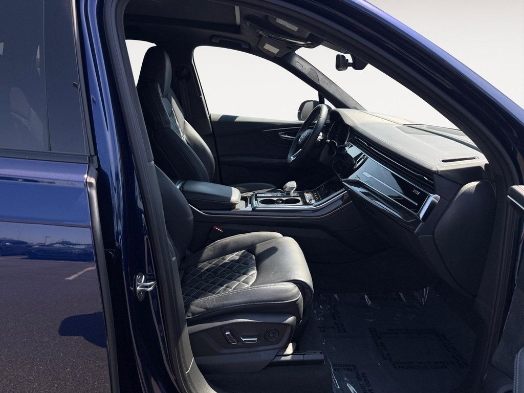 2023 AUDI SQ7 4.0T PRESTIGE — фото 19
