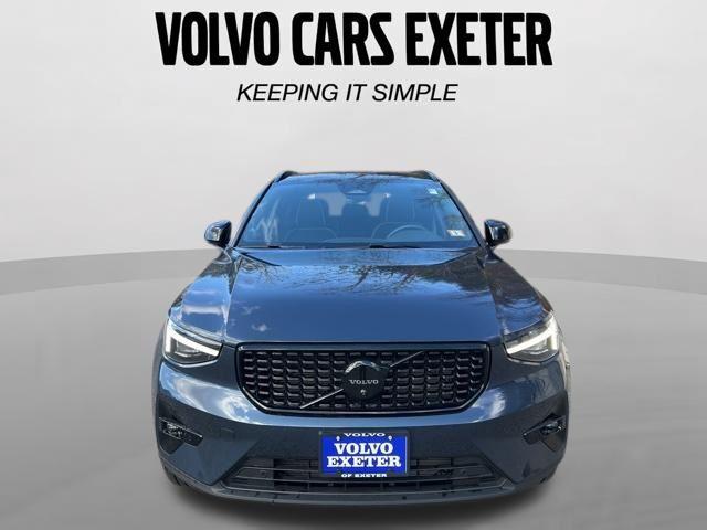 صورة 2 لـ 2026 Volvo XC40 B5 ULTRA BLACK EDITION