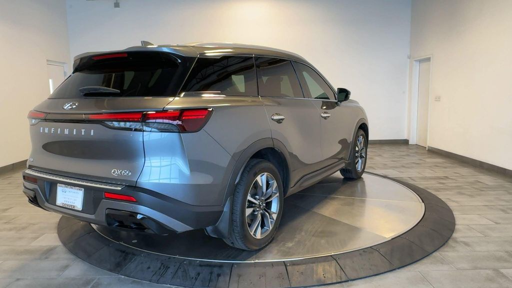 2023 Infiniti QX60 LUXE 照片 8