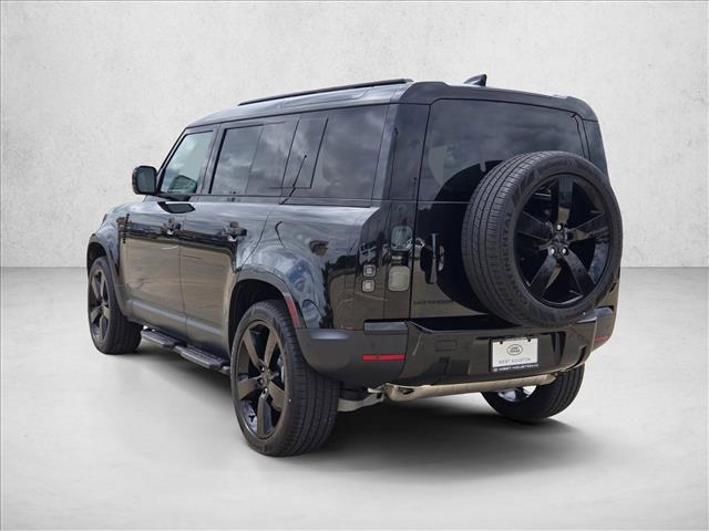 صورة 9 لـ 2026 LAND Rover DEFENDER P300 S