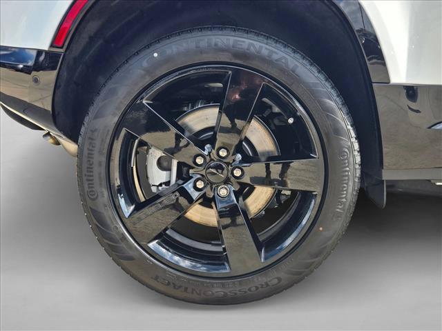 2026 LAND Rover DEFENDER P400 X-DYNAMIC SE — фото 10
