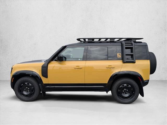 2026 LAND Rover DEFENDER P400 TROPHY EDITION DEEP SANDGLOW — фото 5