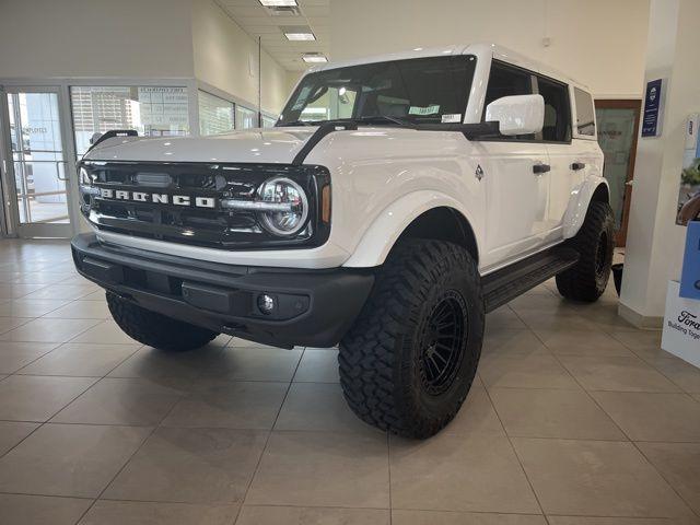 FORD BRONCO - 3