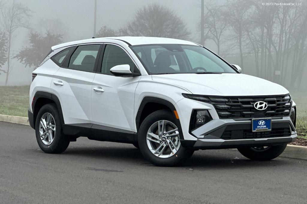New 2026 Hyundai TUCSON SE