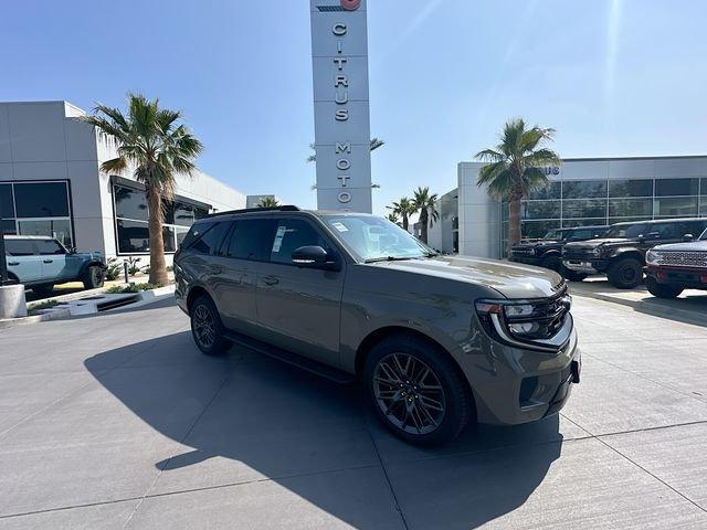New 2026 Ford Expedition Platinum