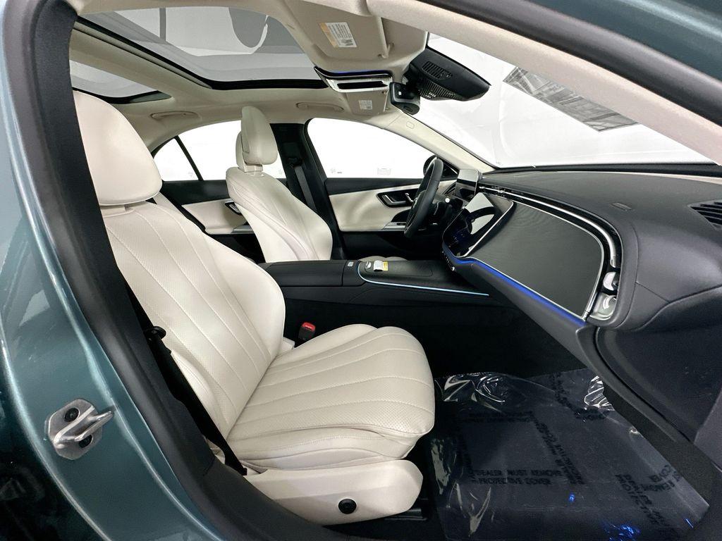 2026 Mercedes-BENZ E-CLASS — миниатюра 30