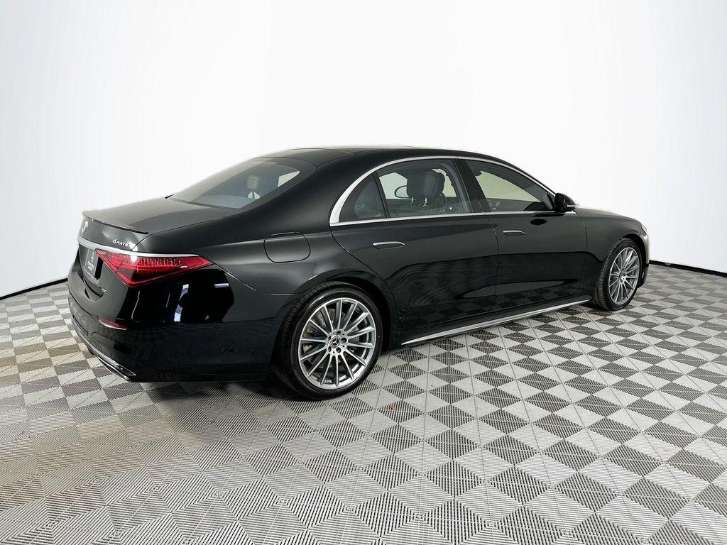 MERCEDES-BENZ S-CLASS - 7
