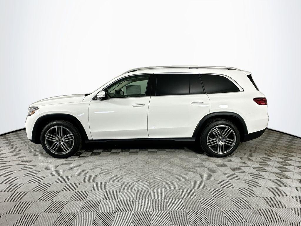 2026 Mercedes-BENZ GLS — фото 4