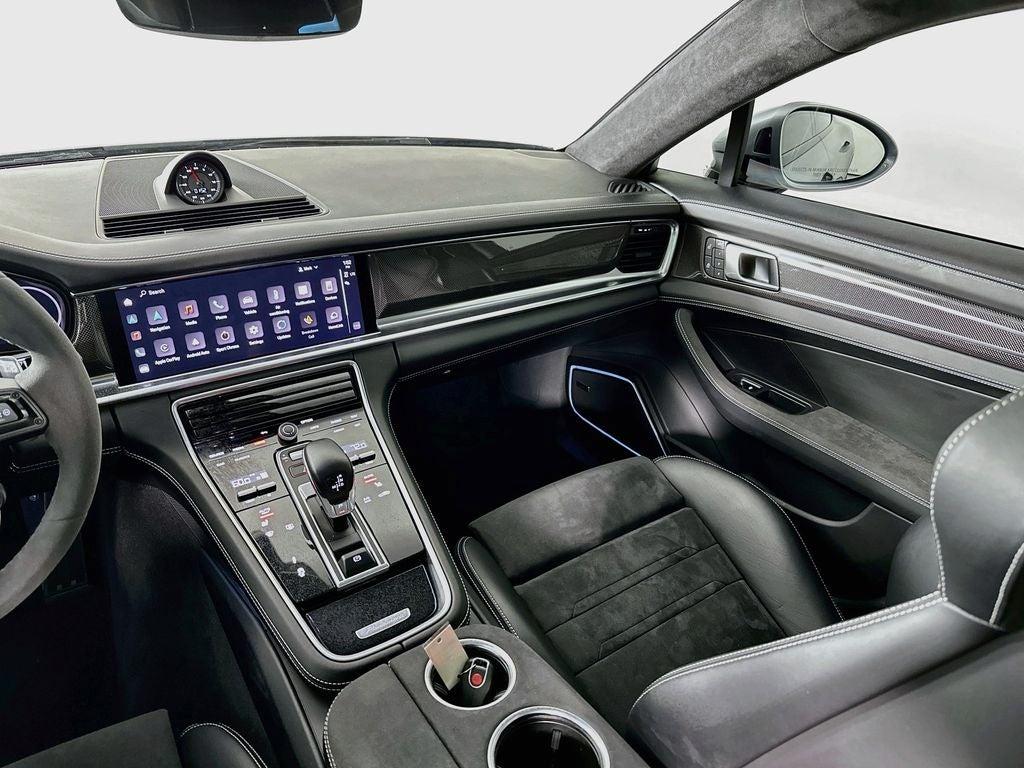 2023 Porsche PANAMERA GTS — миниатюра 24