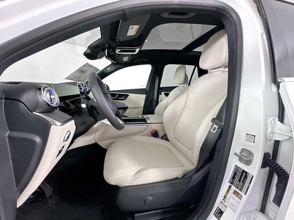 صورة مصغرة 22 لـ 2026 Mercedes-BENZ GLC