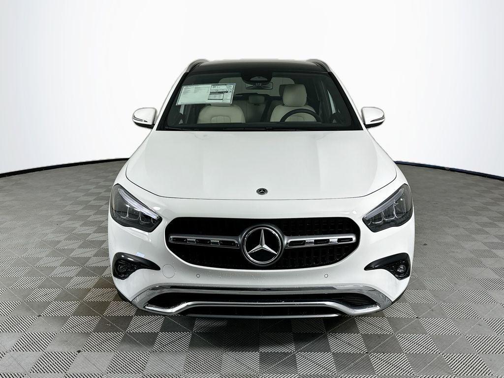 MERCEDES-BENZ GLA - 2