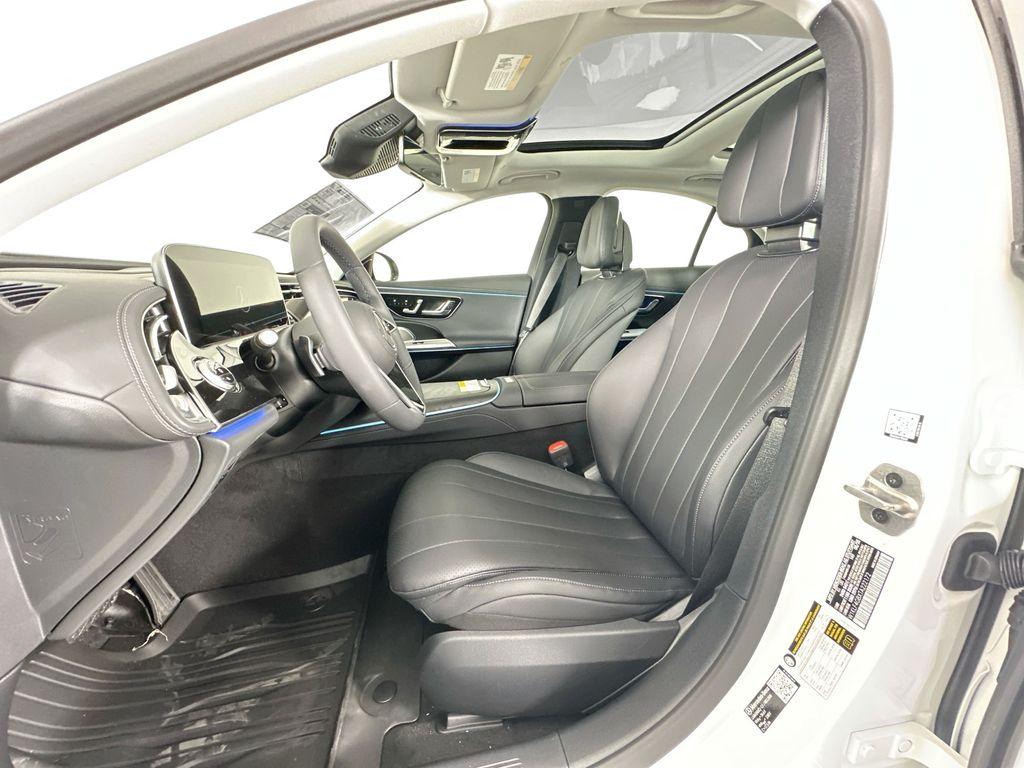 2026 Mercedes-BENZ E-CLASS — миниатюра 21