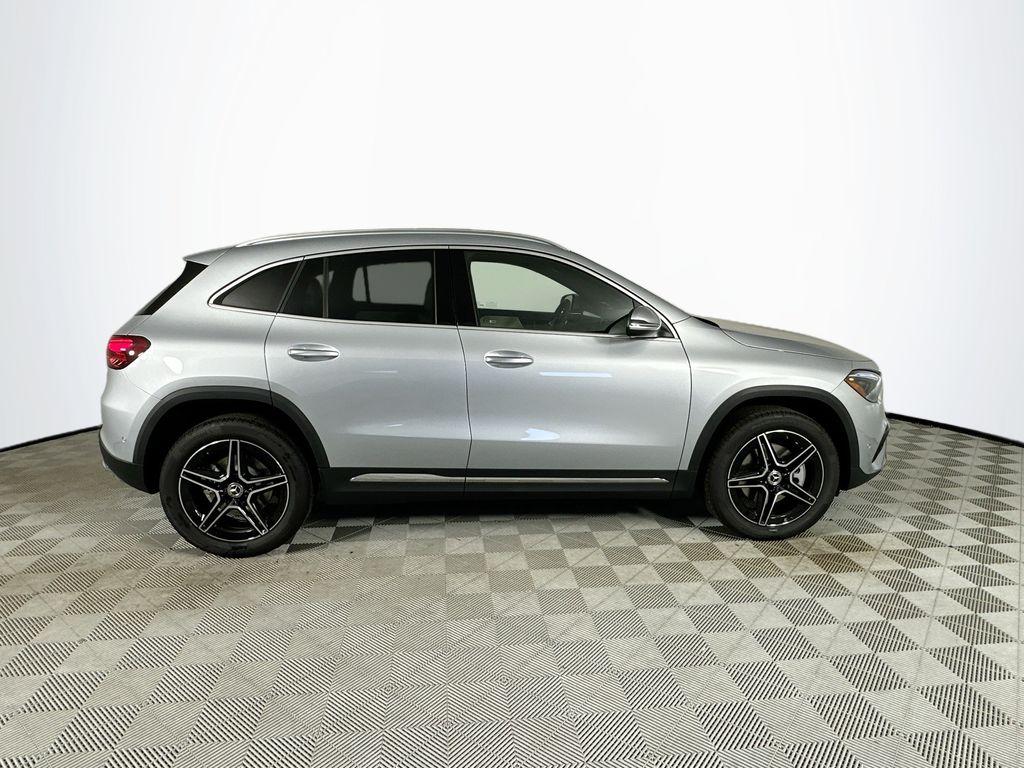 صورة 8 لـ 2026 Mercedes-BENZ GLA