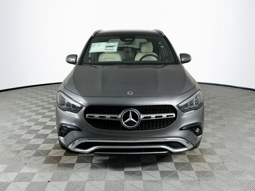 MERCEDES-BENZ GLA - 2