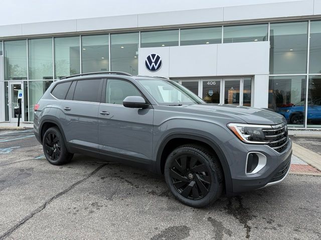 New 2026 Volkswagen Atlas 2.0T SE w/Technology