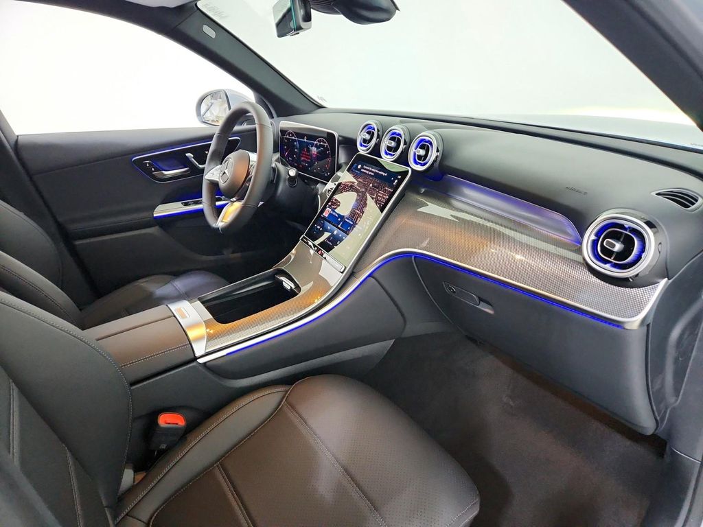 MERCEDES-BENZ GLC - 10