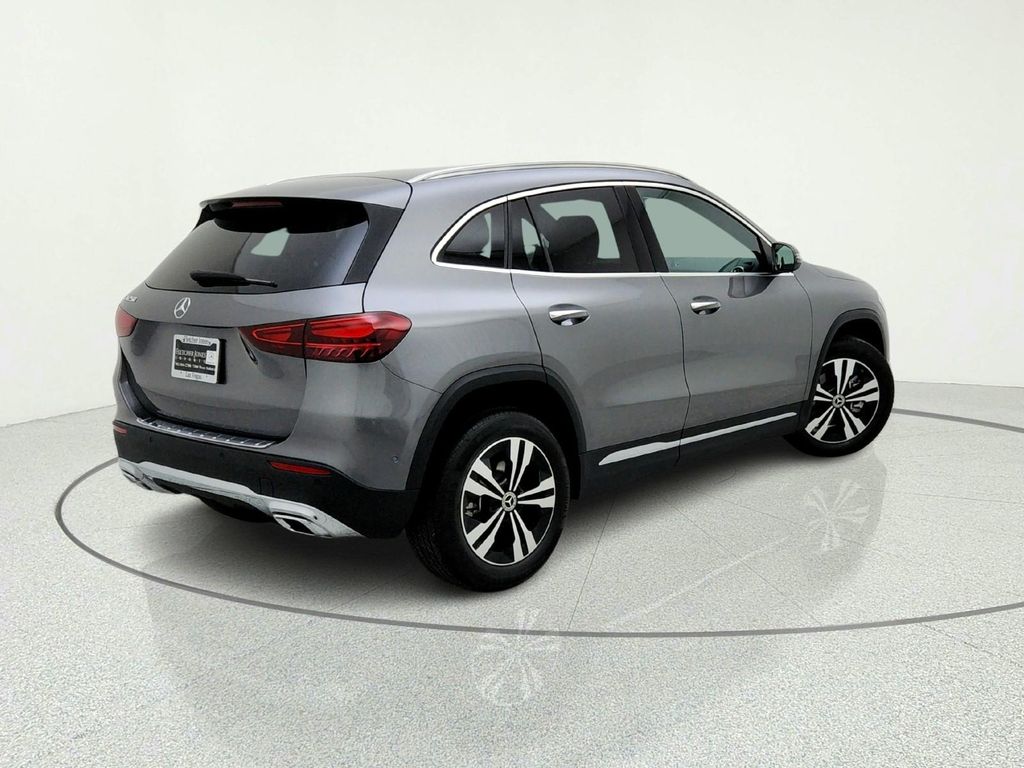 MERCEDES-BENZ GLA-CLASS - 9