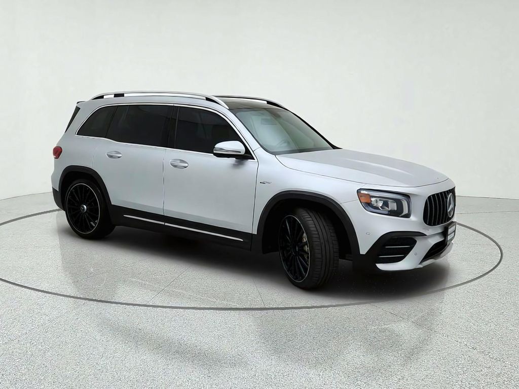 2023 Mercedes-BENZ AMG GLB 35 4MATIC — фото 5