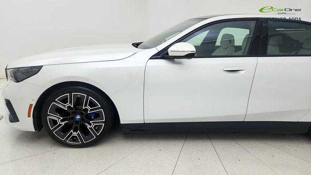 صورة مصغرة 18 لـ 2024 BMW I5 EDRIVE40