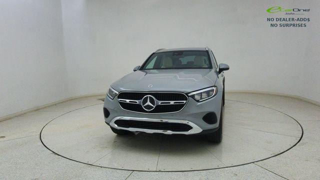 2026 Mercedes-BENZ GLC — миниатюра 74
