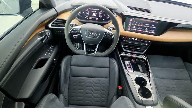 صورة مصغرة 56 لـ 2023 AUDI E-TRON GT PREMIUM PLUS QUATTRO